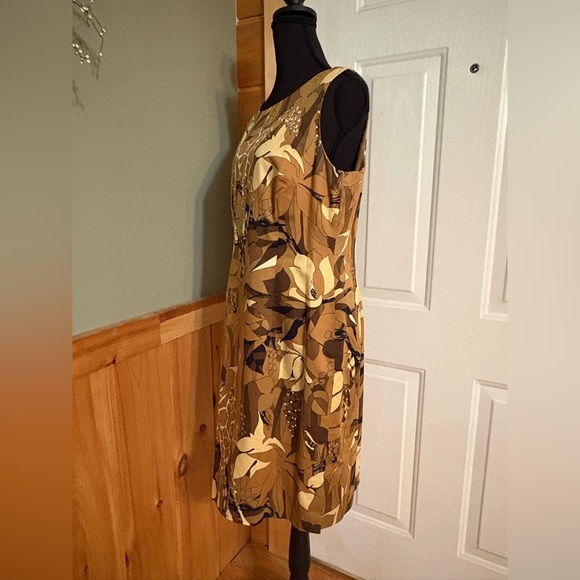 Talbots Cream and Brown Midi Dress with Timeless Elegance - Picture 4 of 11